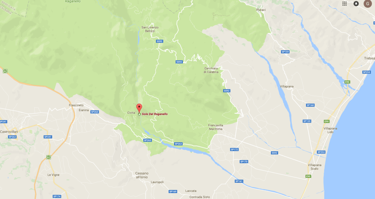 calabria-montagna-gole-raganello
